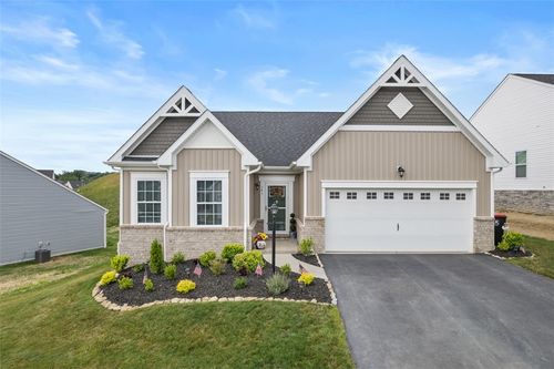 141 Deana Dr, Mc Kees Rocks, PA, 15136-4200 | Card Image