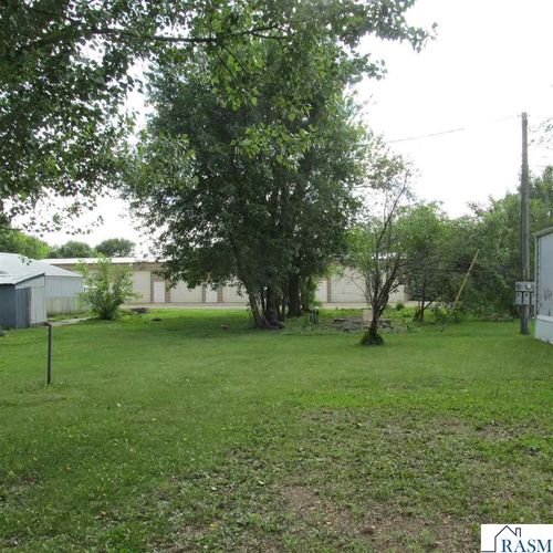 601 Wilson Ave, Fulda, MN, 56131-9489 | Card Image