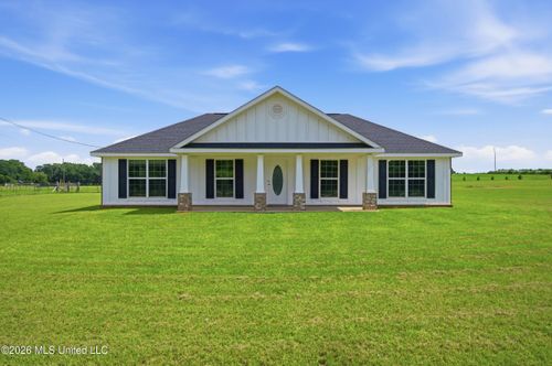 15450 Constitution Road, Moss Point, MS, 39562 | Card Image