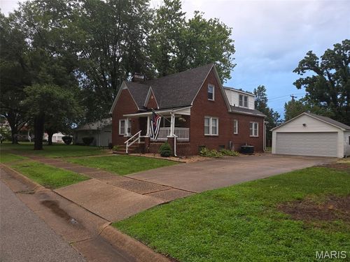 409 W Monroe Ave, Owensville, MO, 65066-1509 | Card Image