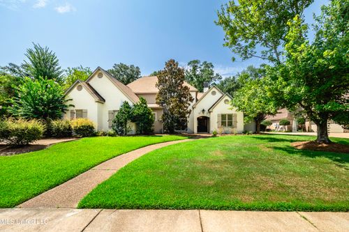 812 Beaumont Dr, Madison, MS, 39110-7310 | Card Image