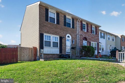 5367 King Arthur Cir, BALTIMORE, MD, 21237-4016 | Card Image