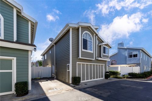 15034 Romero Pl, North Hills, CA, 91343-3475 | Card Image