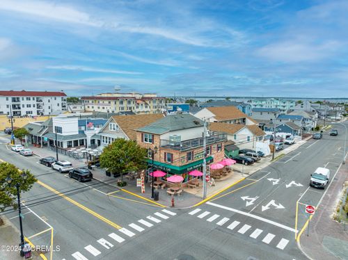 117 Boulevard, Seaside Heights, NJ, 08751-2558 | Card Image