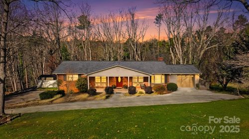 315 Skyline Rd, Hickory, NC, 28601-7816 | Card Image