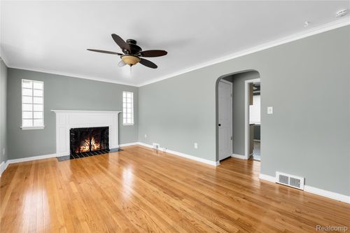 14614 Angelique Ave, Allen Park, MI, 48101-1843 | Card Image