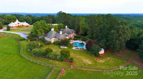 650 Golf Course Rd, Columbus, NC, 28722-5440 | Card Image
