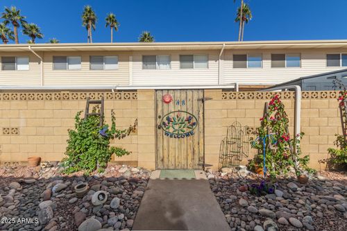 unit-m8-8220 E Garfield St, Scottsdale, AZ, 85257-3890 | Card Image