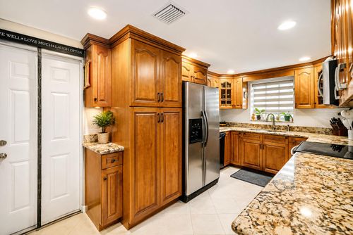 404 S 62nd Ter, Hollywood, FL, 33023-1338 | Card Image