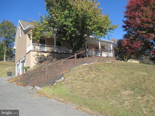 262 Windover Dr, Fort Ashby, WV, 26719-6863 | Card Image