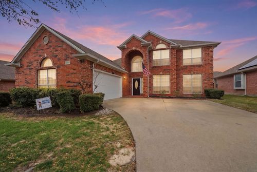 8641 Shadow Trace Dr, Fort Worth, TX, 76244-7968 | Card Image