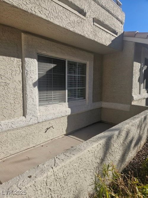 2266 Camel Mesa Dr, Laughlin, NV, 89029-1134 | Card Image