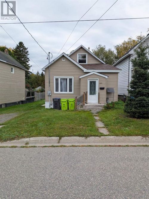 441 Charles St, Sault Ste. Marie, ON, P6C3L4 | Card Image