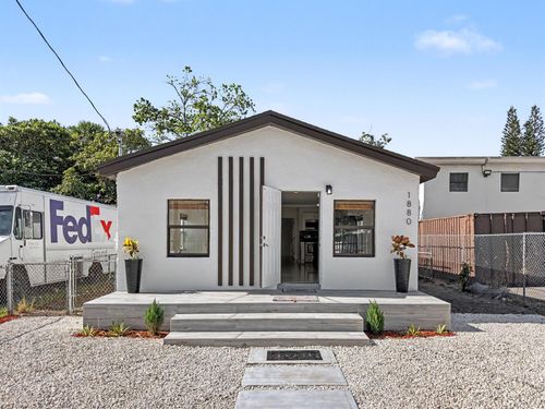 1880 Nw 65th Street, Miami, FL, 33147 | Card Image