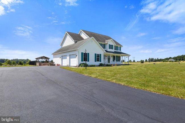 90 Hummingbird Ln, House other with 4 bedrooms, 3 bathrooms and null parking in LITTLESTOWN PA | Image 6