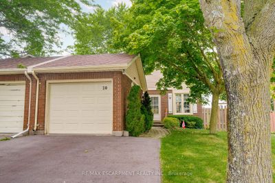 20 Elmvale Crt, House attached with 3 bedrooms, 2 bathrooms and 3 parking in Townsend ON | Image 1