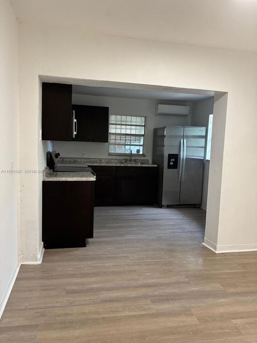 1815 Nw 53rd St, Miami, FL, 33142-3734 | Card Image