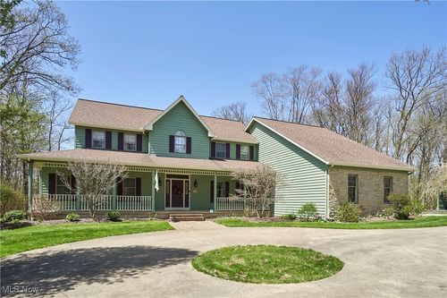 4212 Oviatt Rd, Richfield, OH, 44286-9405 | Card Image