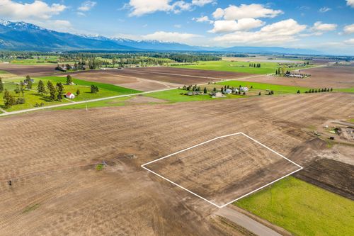 3008 Farmhouse Ct, Columbia Falls, MT, 59912 | Card Image