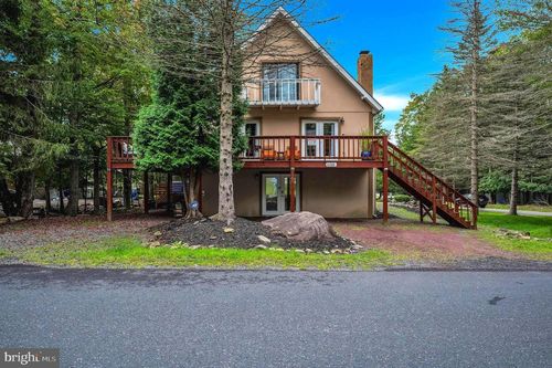 7381 Ventnor Dr, Tobyhanna, PA, 18466-3357 | Card Image