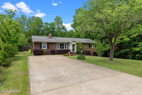 115 Paradise Cir, Havelock, NC, 28532-9570 | Card Image