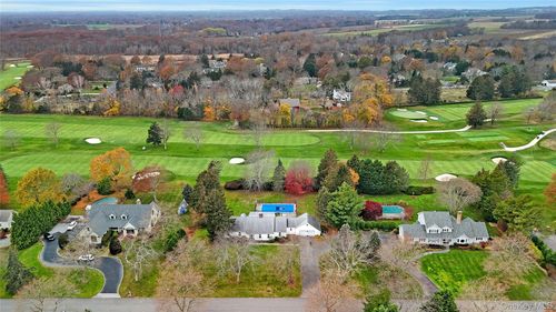 2340 Fairway Dr, Cutchogue, NY, 11935-2053 | Card Image