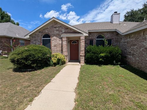 1078 Springhill Dr, Saginaw, TX, 76179-3465 | Card Image