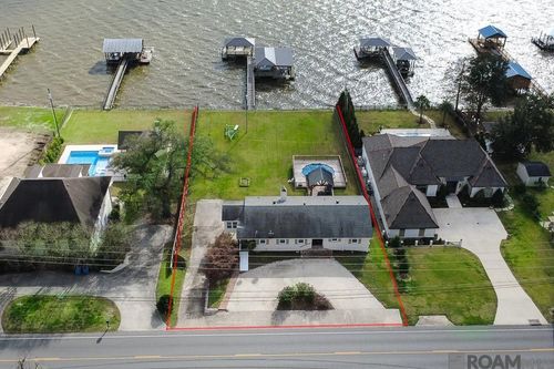 1214 E Main St, New Roads, LA, 70760-3804 | Card Image