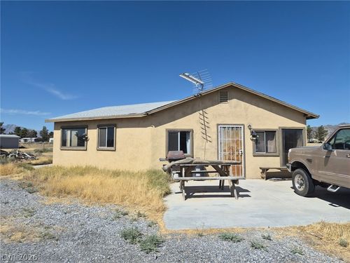 1480 Landmark Ave, Pahrump, NV, 89060-3614 | Card Image