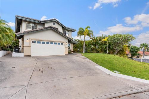 18 Puuaina Pl, Kahului, HI, 96732-3211 | Card Image