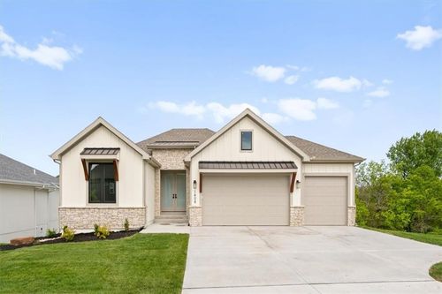 1408 Larkspur Pl, Raymore, MO, 64083 | Card Image