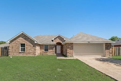 1019 Balkan Dr, Lancaster, TX, 75134-2313 | Card Image