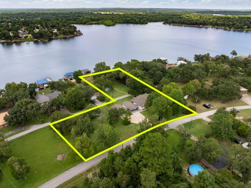 245 Lakeland Rd, Huntsville, TX, 77320-7607 | Card Image