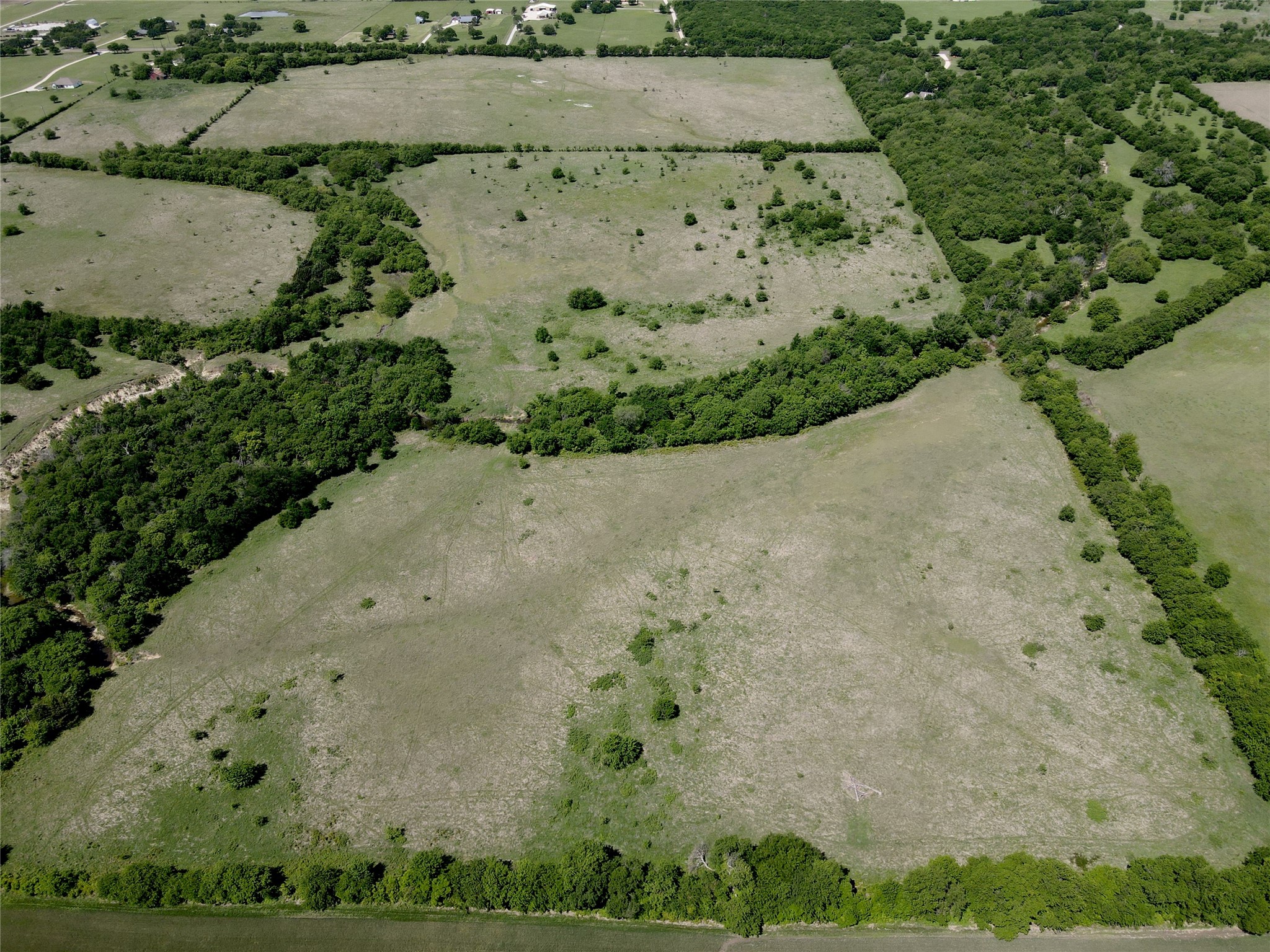 Land in Krum 2
