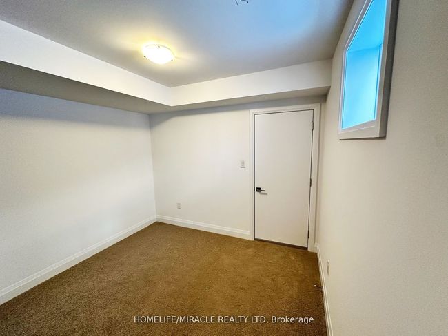 25 Gateway Dr, House other with 6 bedrooms, 4 bathrooms and 2 parking in Barrie ON | Image 9