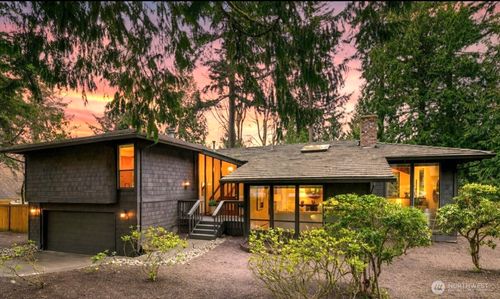2518 Sahalee Dr E, Sammamish, WA, 98074-6357 | Card Image