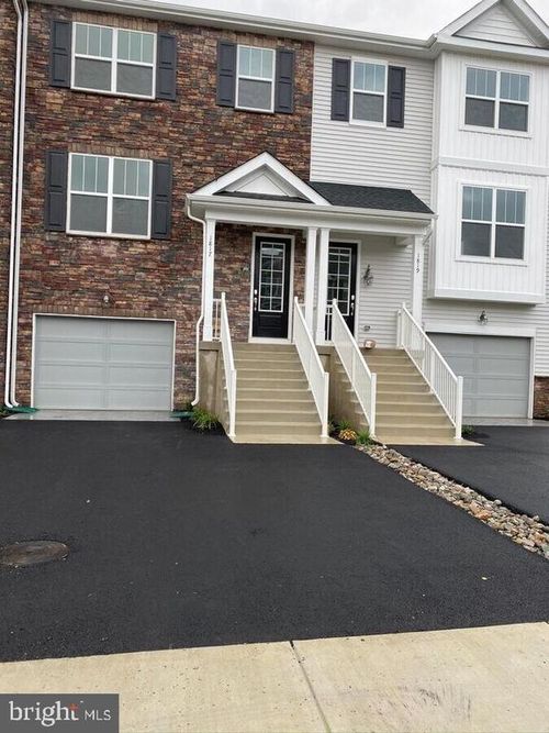 1817 Boulder Dr, DOWNINGTOWN, PA, 19335-4305 | Card Image