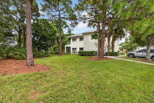 9002 Sand Shot Way, Port St. Lucie, FL, 34986-3314 | Card Image