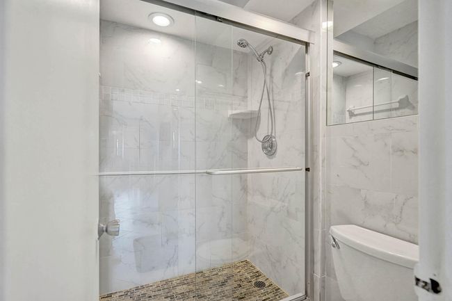 APT-11E - 6000 N Ocean Blvd, Condo with 1 bedrooms, 2 bathrooms and null parking in Lauderdale By The Sea FL | Image 21