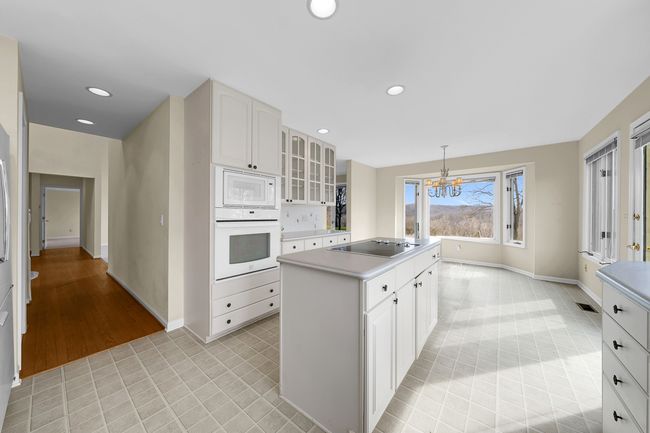 Kitchen | Image 15