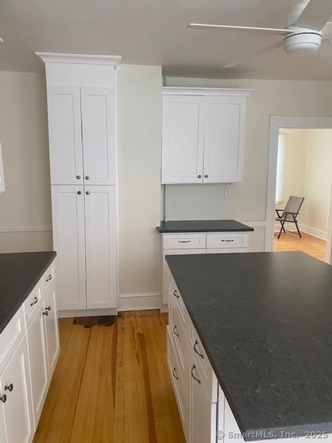 FL-2ND - 172 Beaver St, Home with 2 bedrooms, 1 bathrooms and 1 parking in Ansonia CT | Image 6