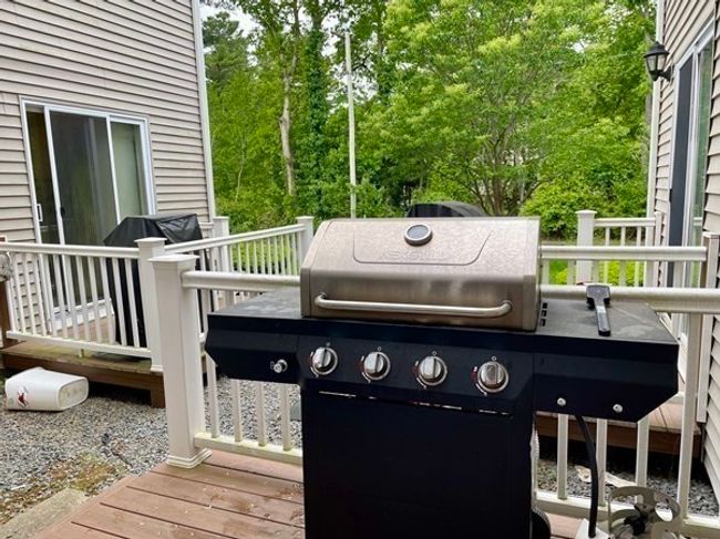 APT-104 - 4 Erick Rd, Condo with 2 bedrooms, 2 bathrooms and 2 parking in Mansfield MA | Image 25