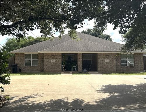 3811-3809-3811 Oldenburg Ln, College Station, TX, 77845-3965 | Card Image