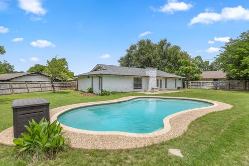 1105 Spring Breeze Cv, Round Rock, TX, 78664-2318 | Card Image