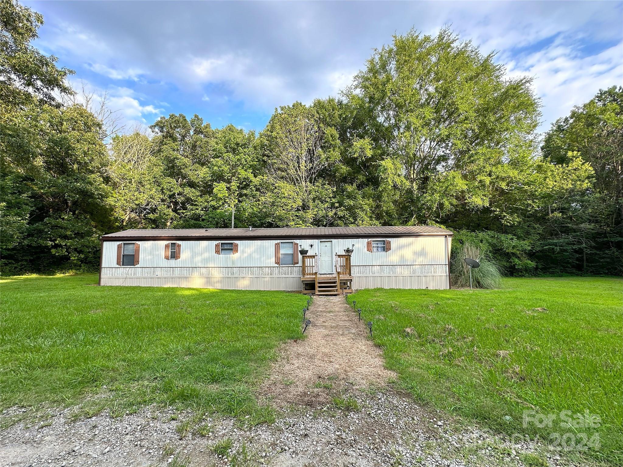 Cedar Ridge Ln, China Grove, NC 28023