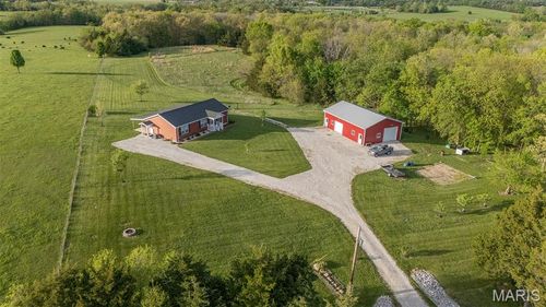 42046 Indiana Ln, Perry, MO, 63462-2442 | Card Image