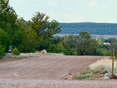 1825 Shumway St, Show Low, AZ, 85901 | Card Image