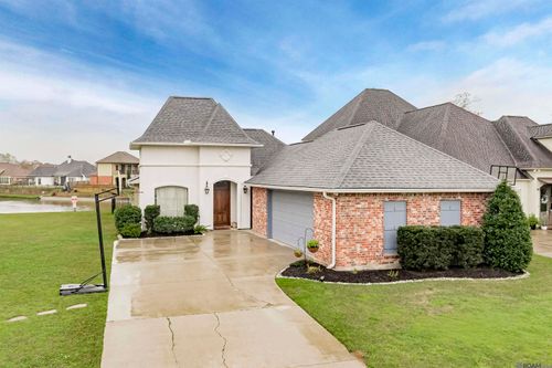 17694 Martin Lake Dr, Baton Rouge, LA, 70816-3620 | Card Image