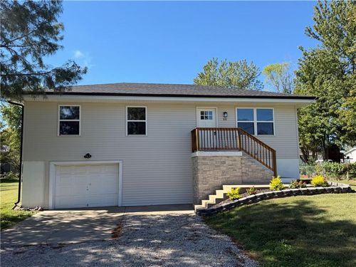 818 S High St, Butler, MO, 64730-1835 | Card Image