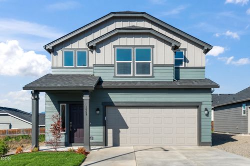 3669 Luchu St, Medford, OR, 97504-0005 | Card Image